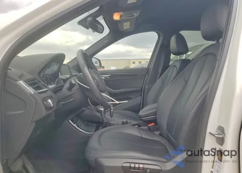 2016 BMW X1 xDrive28I из США, поврежденный, VIN WBXHT3C36GP883690